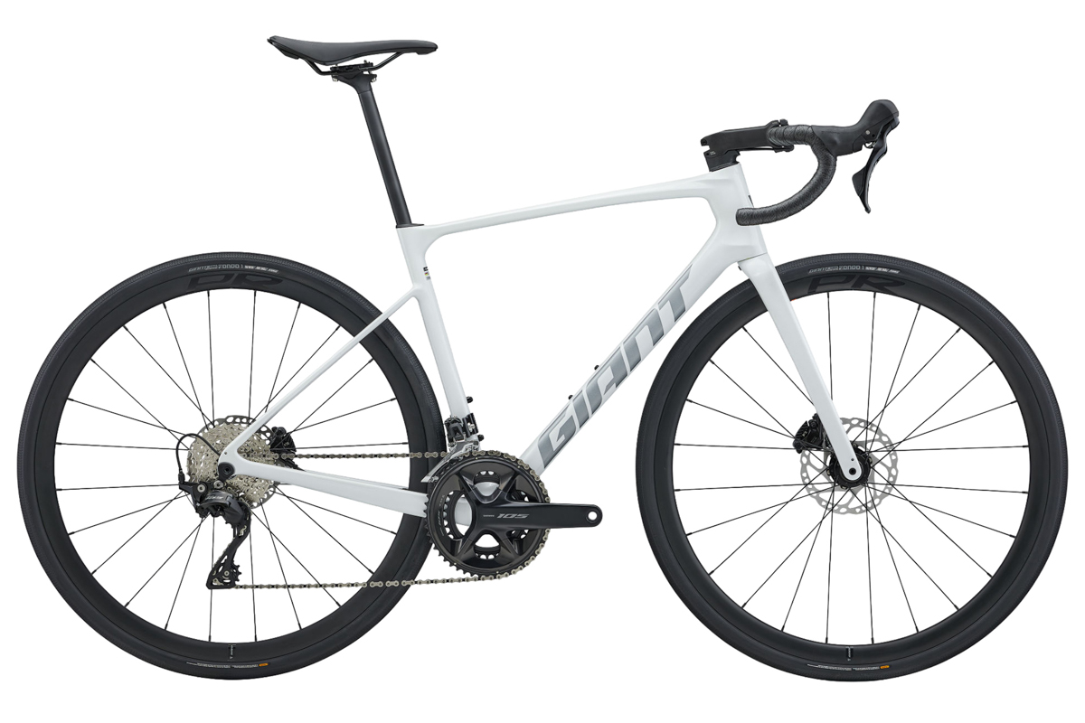Giant 2027 Defy Advanced 2 Road Bike