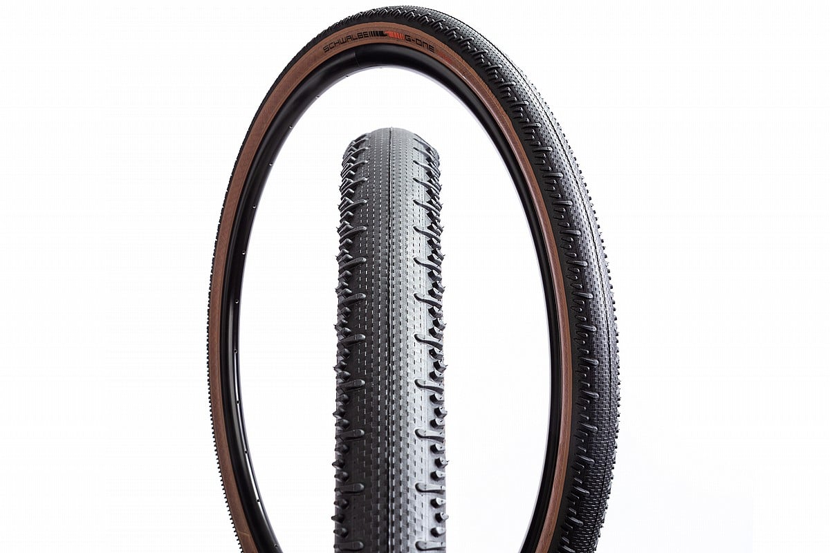 Amazon.com : SCHWALBE G-One RS Tire - 700 x 45, Tubeless