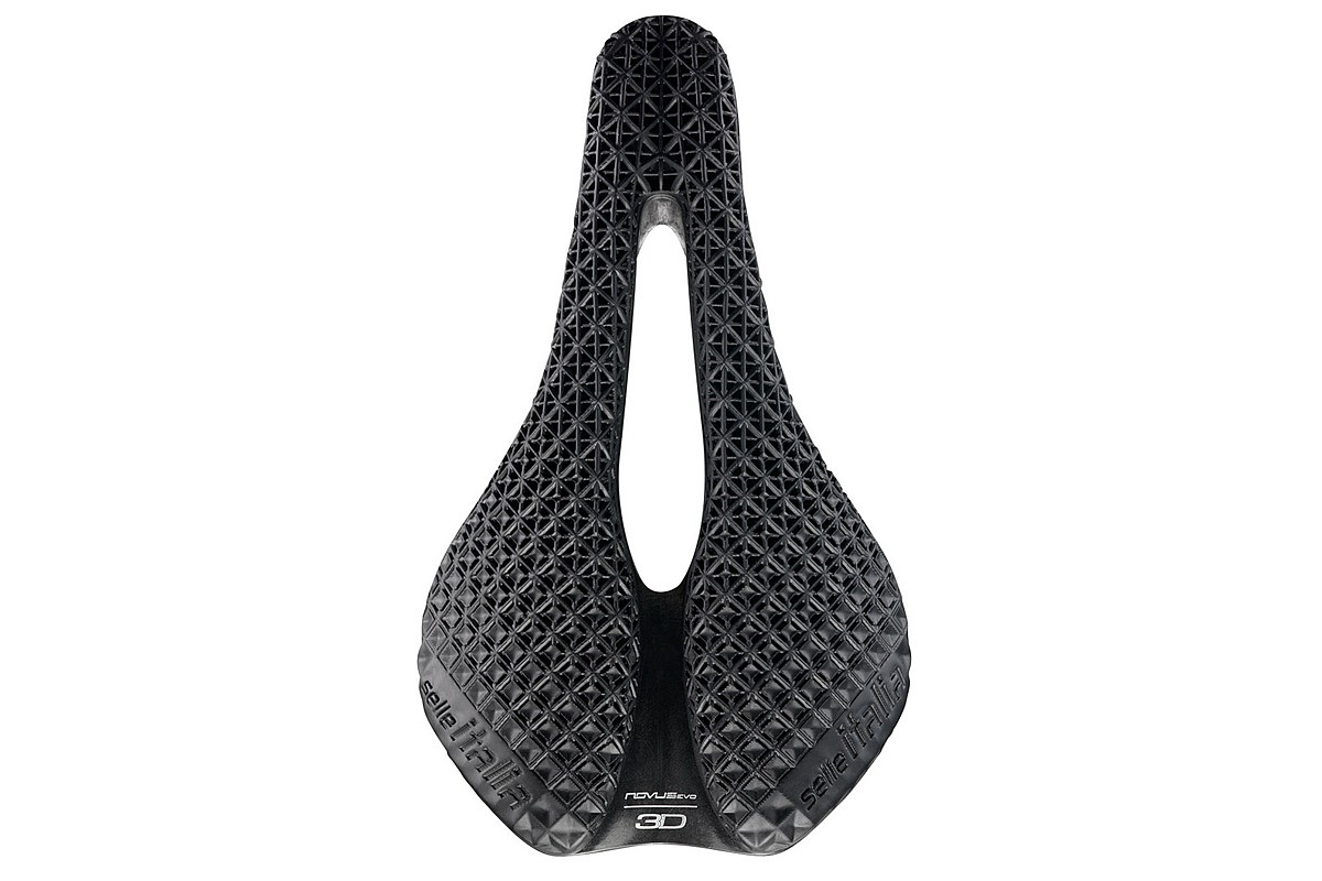 Selle Italia Novus Boost Evo サドル 242g Amazon.com : Selle Italia Novus Boost EVO Saddle 145x245mm