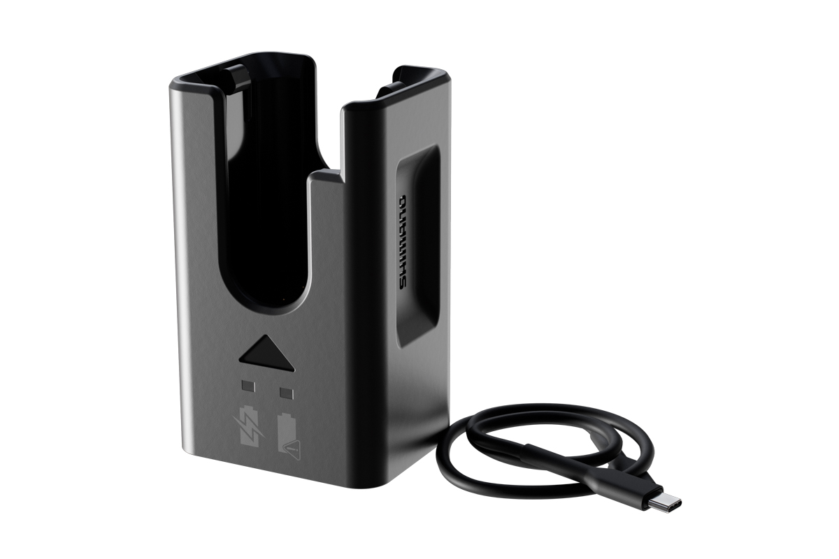 【ケン】　D100ブラック&D900 Shimano EC-DN100 Battery Charger [IECDN100A]