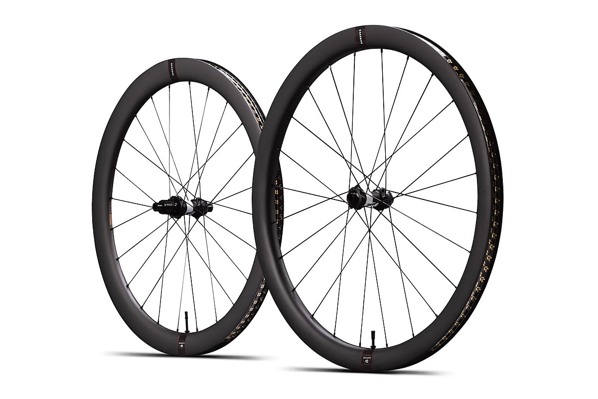 ド　モンタル　RESERVE PERSONNELLE Reserve 42|49 TA DT Swiss 350 Carbon Disc Brake Wheelset