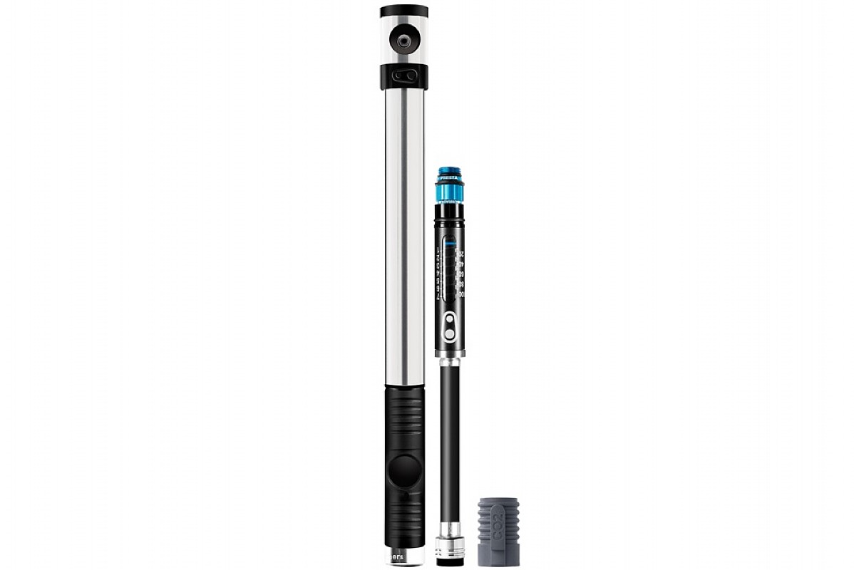 crank-bros-klic-gauge-hand-pump-with-co2