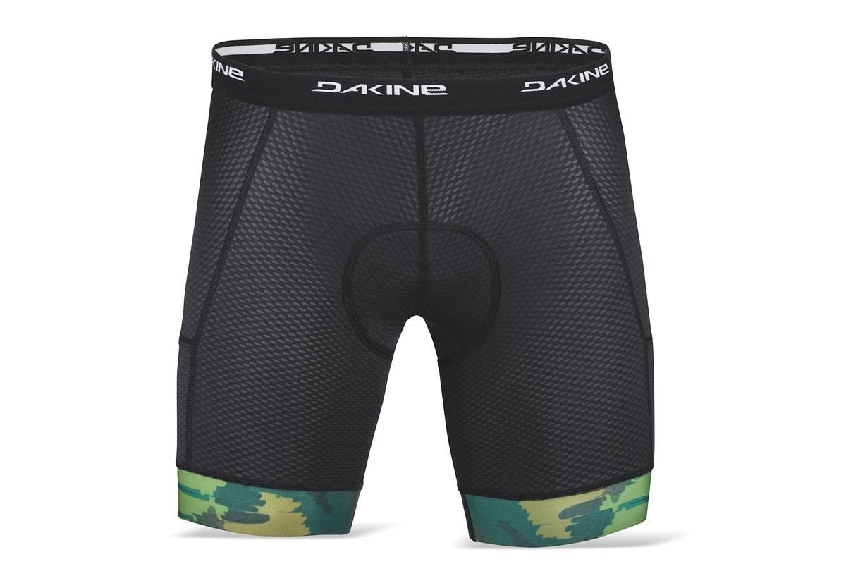 dakine comp liner short