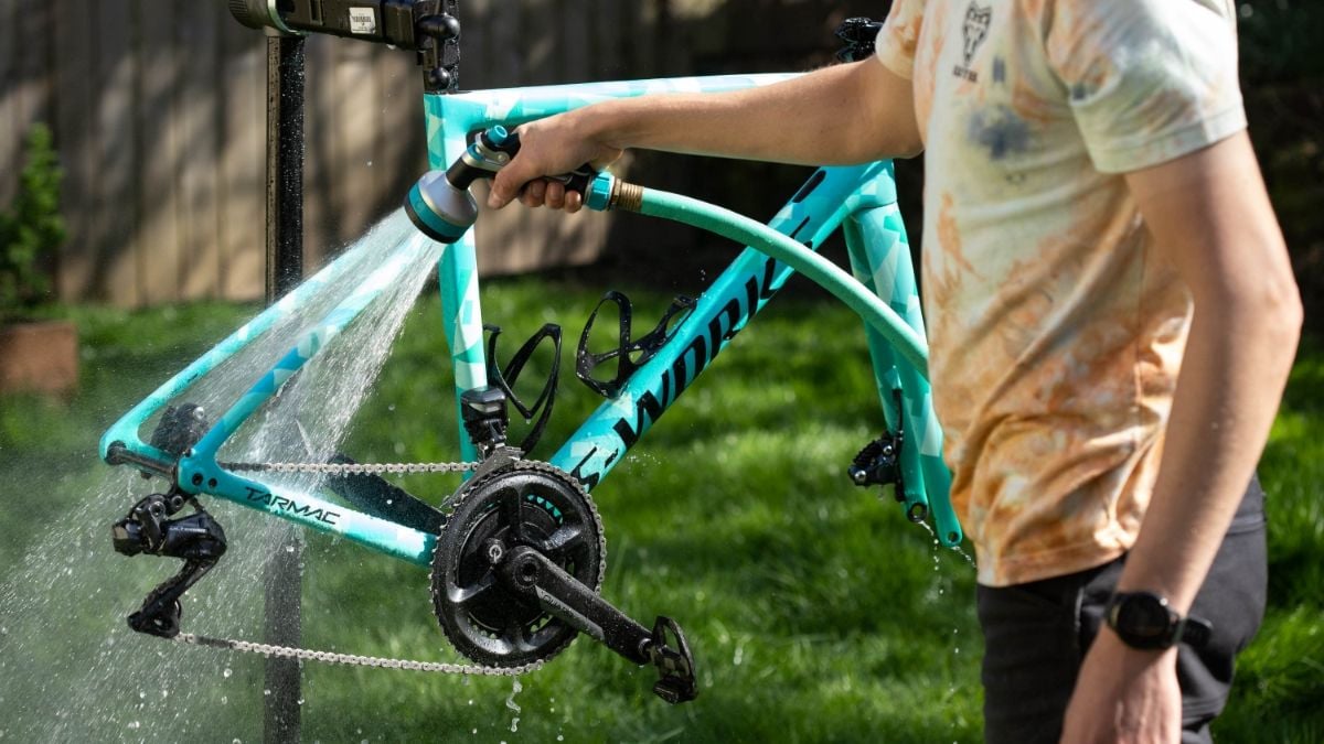 Cleaning Bicycle Wheels