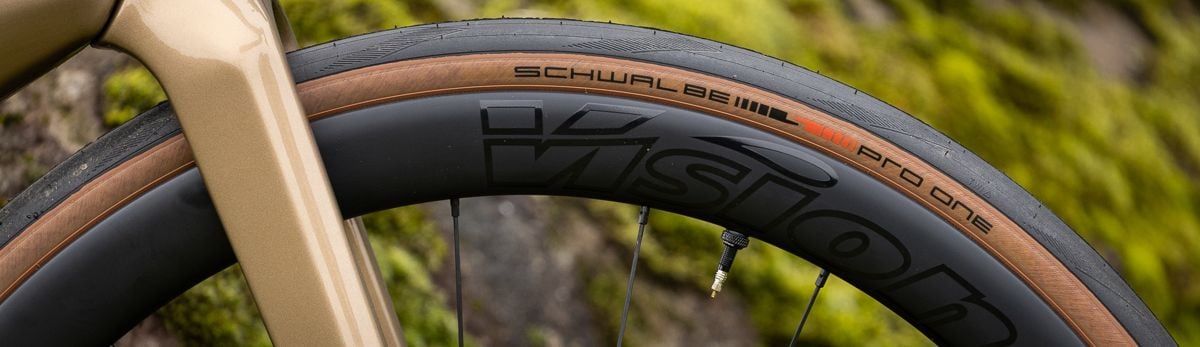 A Schwalbe Pro One TLE Tire on a Vision Metron SL Wheel